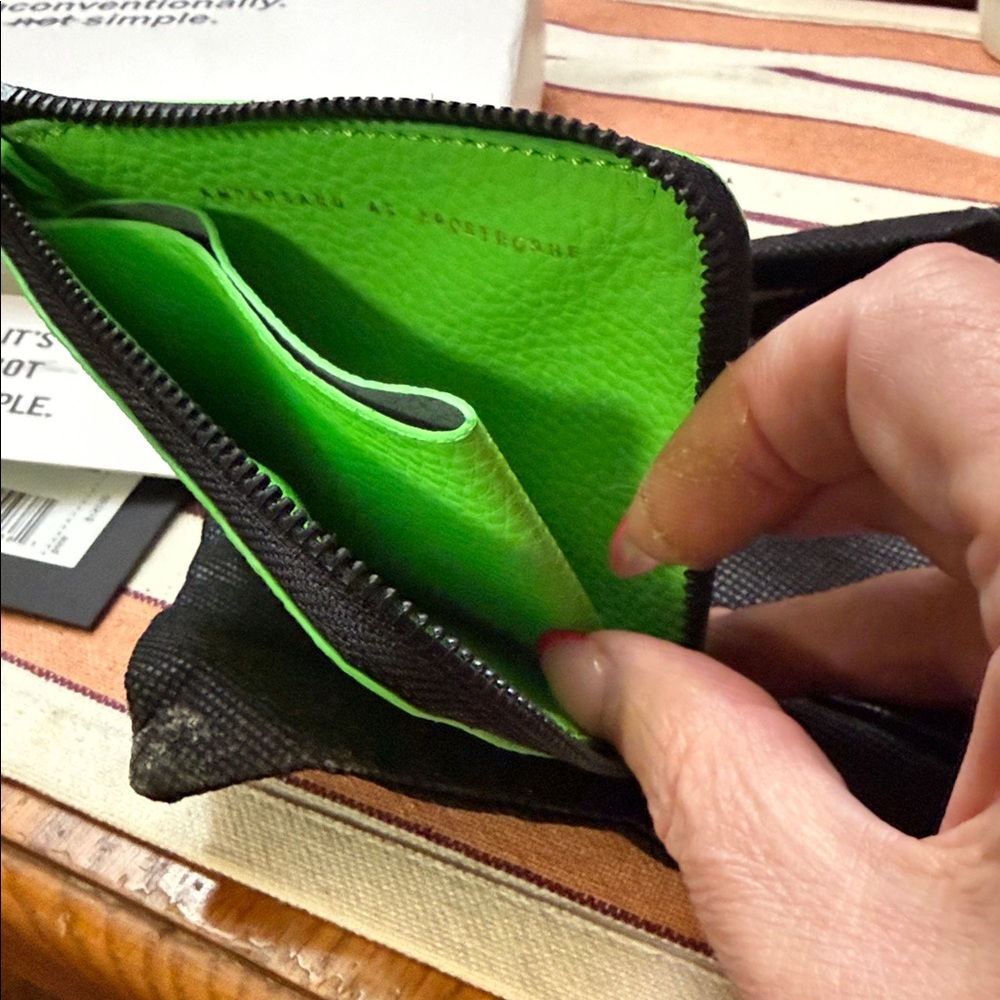 Ampersand as Apostrophe Neon Green Half Zip Wallet - Picture 5 of 7